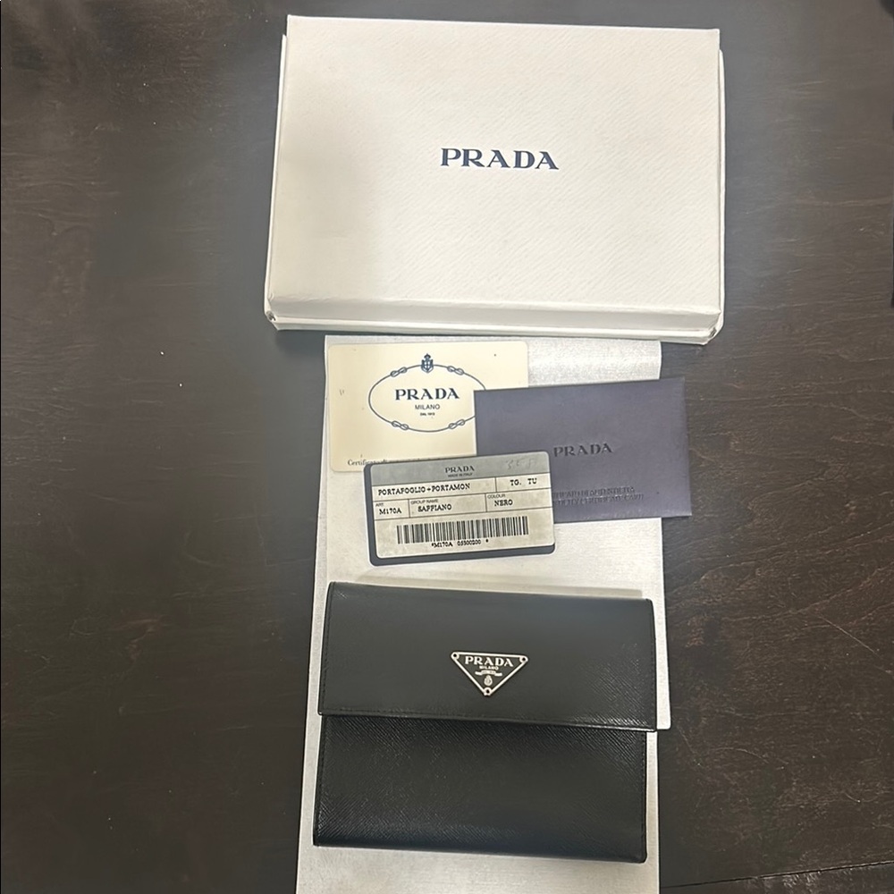100% Authentic Prada Portafoglio + Portamon Saffiano Black Leather Wallet NWT